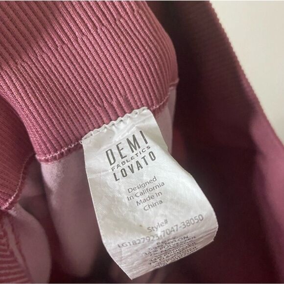 Fabletics Demi Lovato Seamless High Rise Legging - Picture 8 of 9